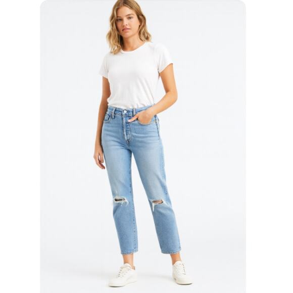Levi's SZ 31 Wedgie Straight Fit Jeans - Bridge of Belflower - Picture 1 of 9